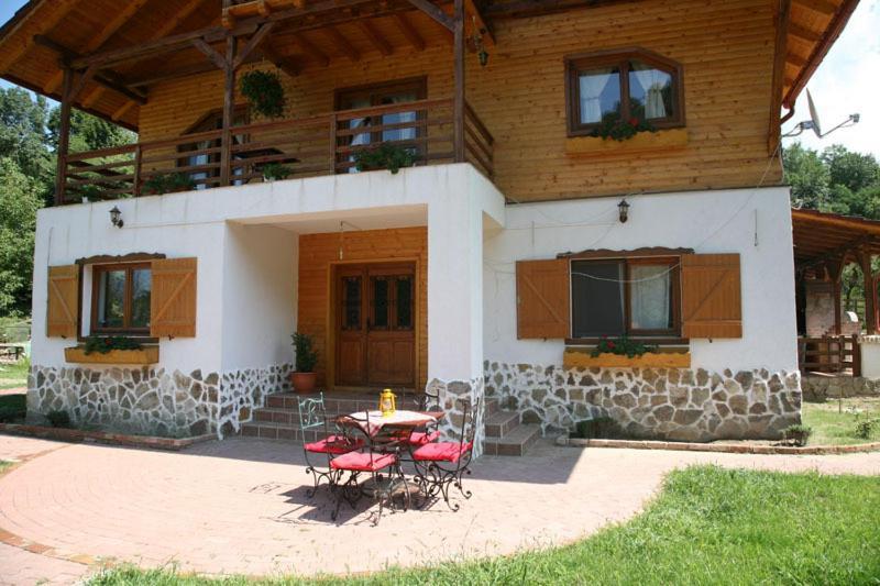 Gasthaus Maria Borlova Exterior foto